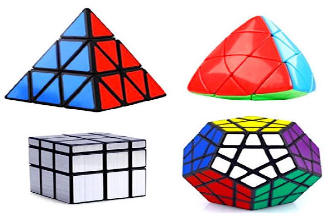 Fire forskellige magic cubes, der symboliserer logisk ræsonnement og problemløsningsevner.